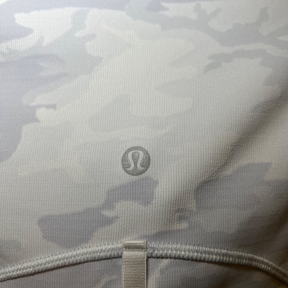Lululemon Define Jacket Incognito Camo Alpine White Multi Size 8 - Picture 14 of 14